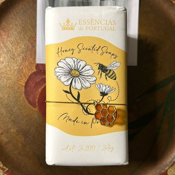 ESSENCIAS de PORTUGAL Honey Scented Soap set of 2 - Picture 2 of 5